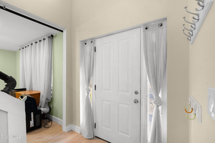 Property Photo:  4 North Street  NY 12019 