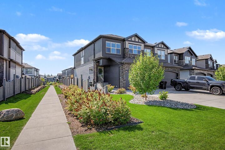 97 Garneau Gate — photo 1