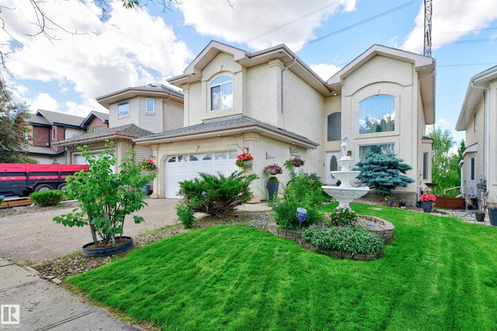 Property Photo: 979 Hollingsworth Bend Bend NW AB T6R 3G7