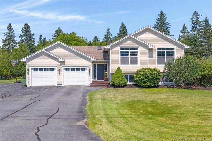 6 Millhaven Drive — photo 1