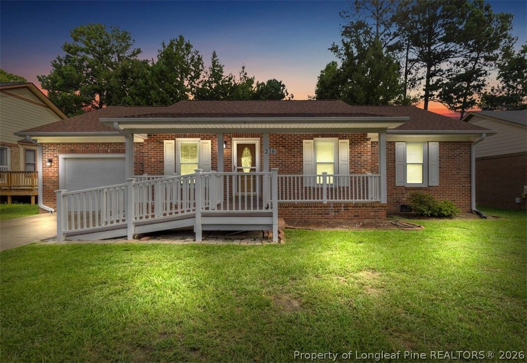 Property Photo:  216 Fair Oaks Drive  NC 28311 