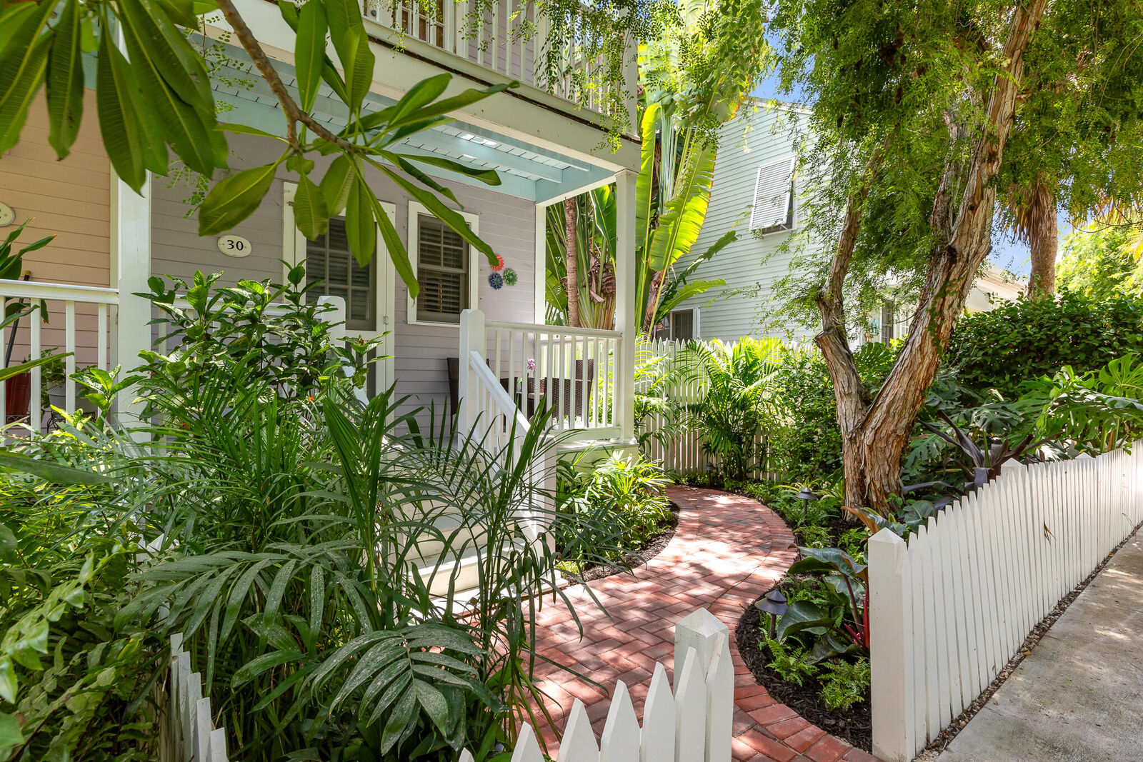 Property Photo: 30 Kingfisher Lane FL 33040