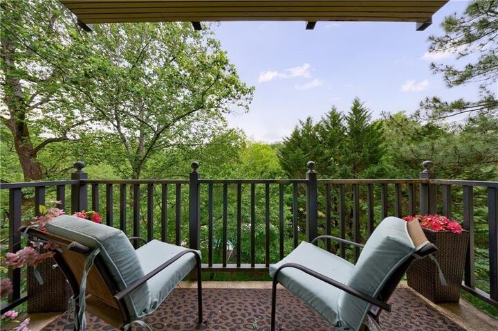 Property Photo:  27306 Plantation Drive NE 306  GA 30324 