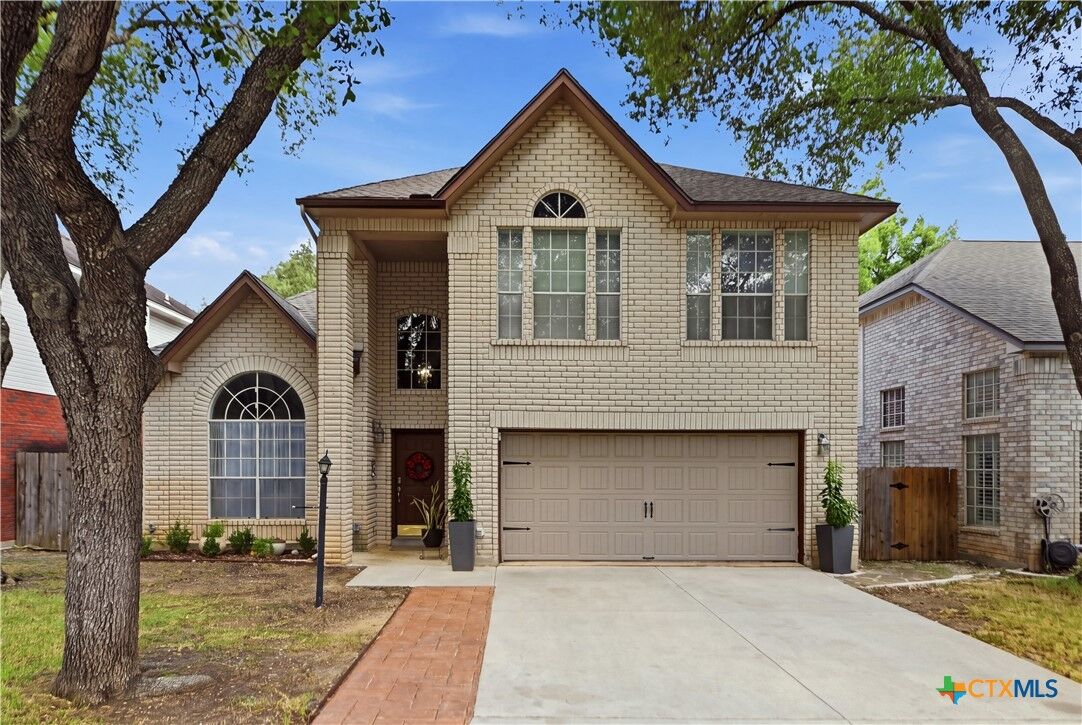 Property Photo: 2011 Chittim Trail Drive TX 78232