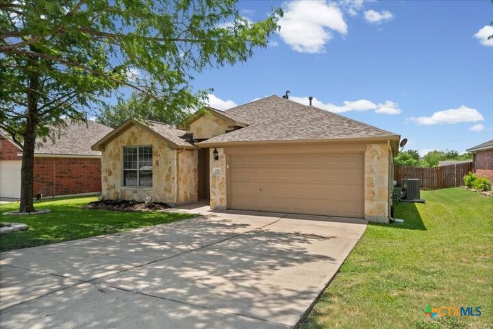 Property Photo: 834 Dark Horse Lane TX 78610