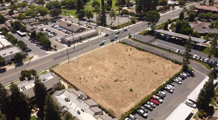 Property Photo:  5631 N Fresno Street  CA 93710 