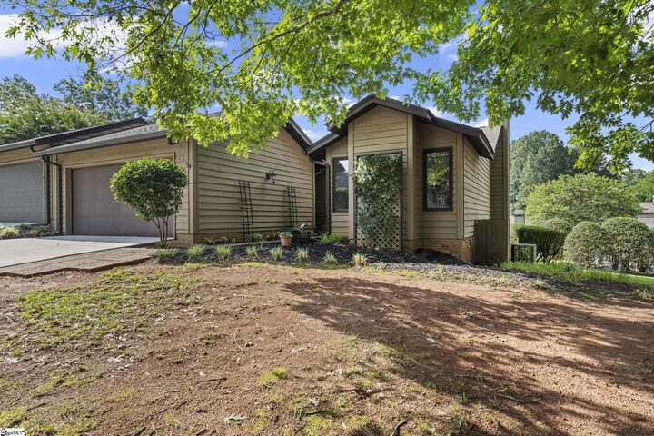 Property Photo:  129 Tanager Circle  SC 29650 
