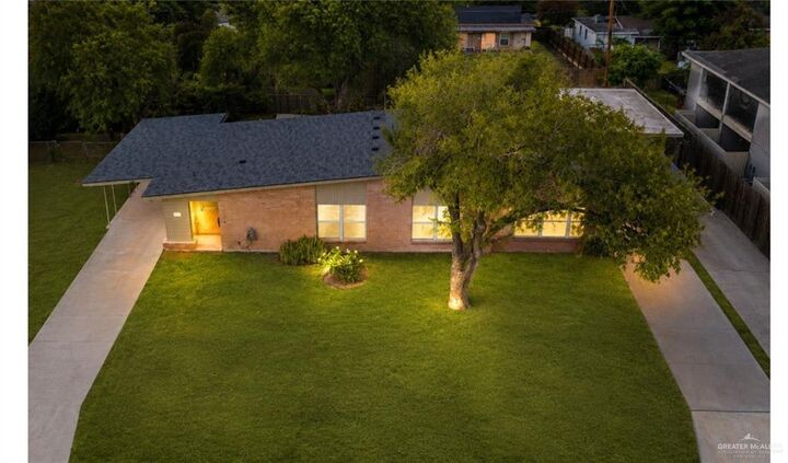 Property Photo: 1112 Fern Avenue TX 78501