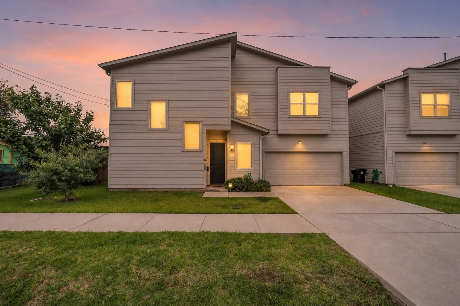 Property Photo: 6708 Arapahoe Street TX 77020