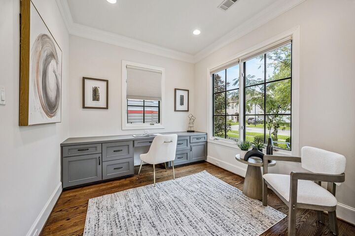 Property Photo:  4136 University Boulevard  TX 77005 