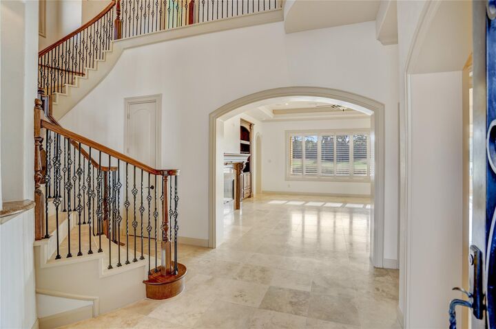Property Photo: 16203 Villa Fontana Way TX 77068