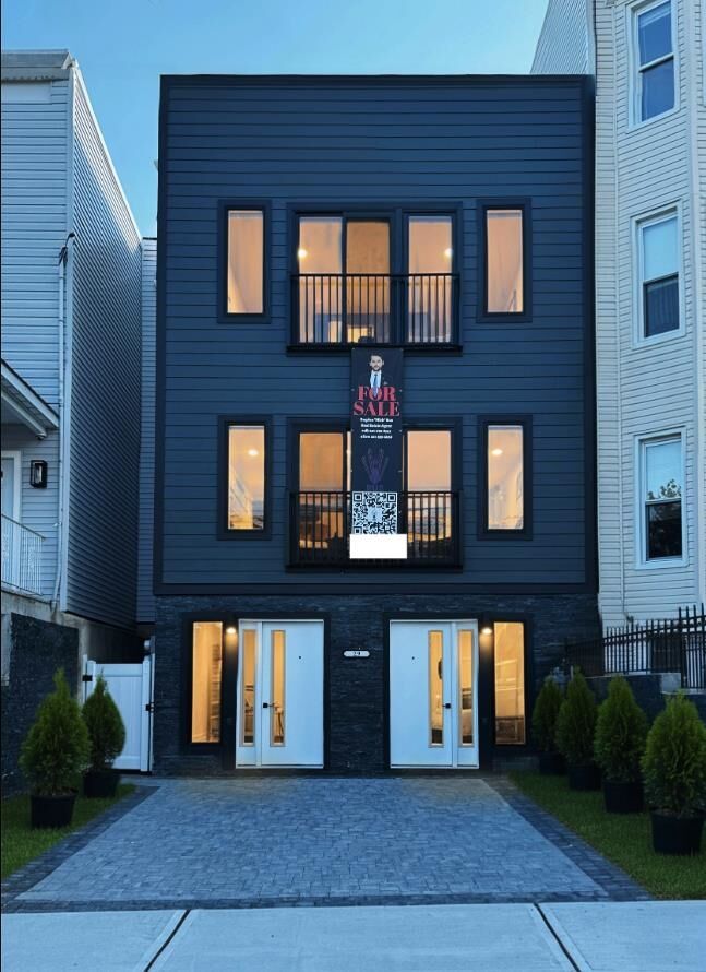Property Photo: 29 Carlton Ave 1 NJ 07307