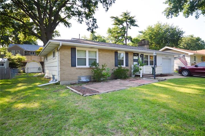 Property Photo:  5238 N Wayne Avenue  MO 64118 