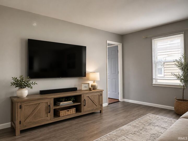 Property Photo: 1405 Melrose Avenue IN 46808