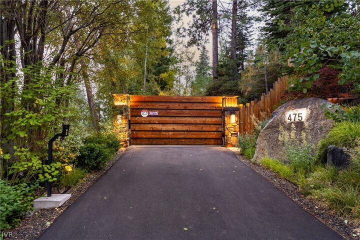 Property Photo:  475 Tuscarora Road  NV 89402 