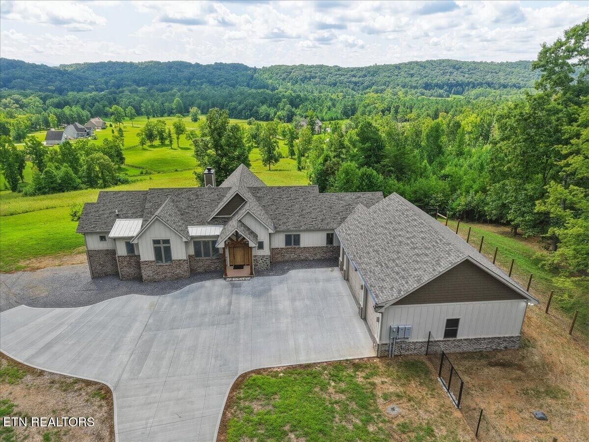 Property Photo:  8345 Pine Grove Providence Rd  TN 37774 
