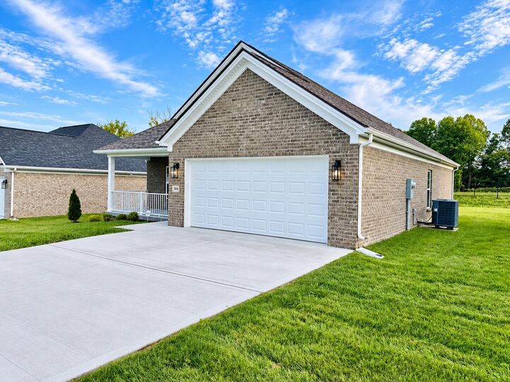 Property Photo:  304 Cinchpost Circle  KY 40744 