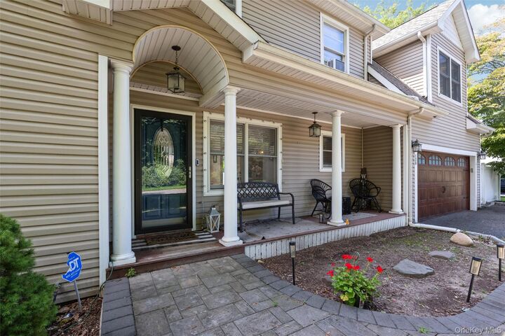Property Photo:  136 Mills Pond Road  NY 11780 