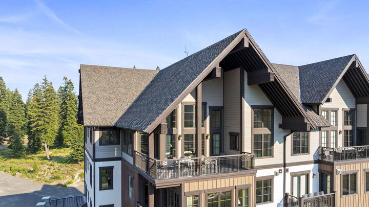 Property Photo: 700 Village Drive 403 ID 83615