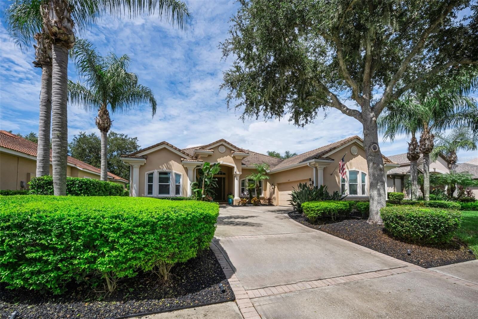 Property Photo:  1453 El Pardo Drive  FL 34655 
