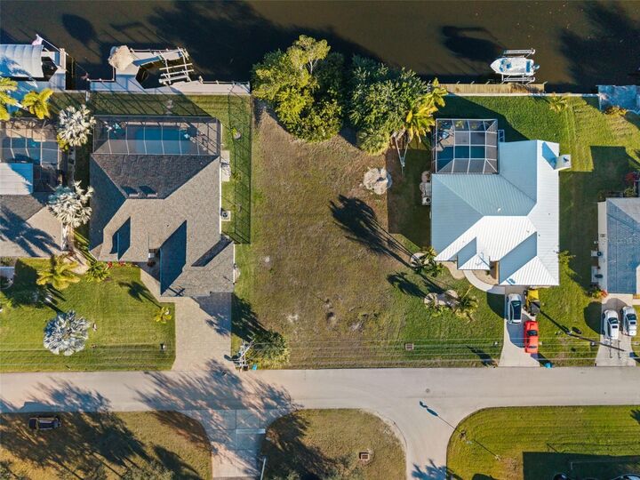 Property Photo:  241 SW 40th Street  FL 33914 