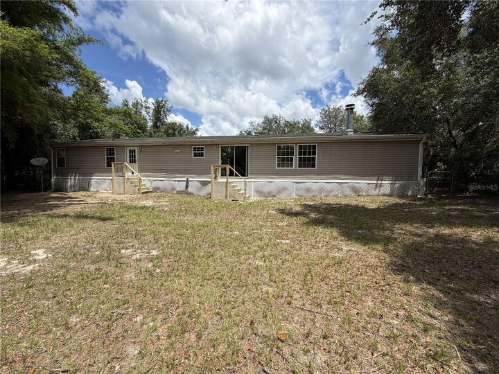 Property Photo: 41527 Paradise Road FL 32720