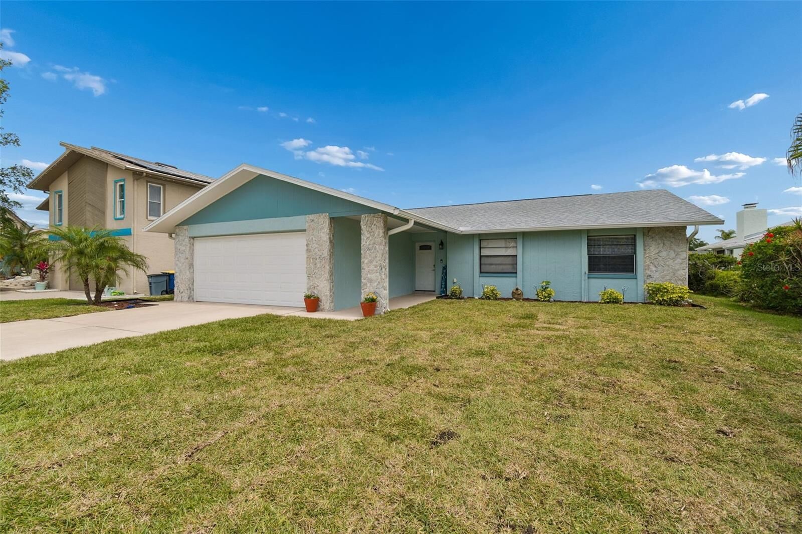 Property Photo: 5440 Leahy Lane FL 34652