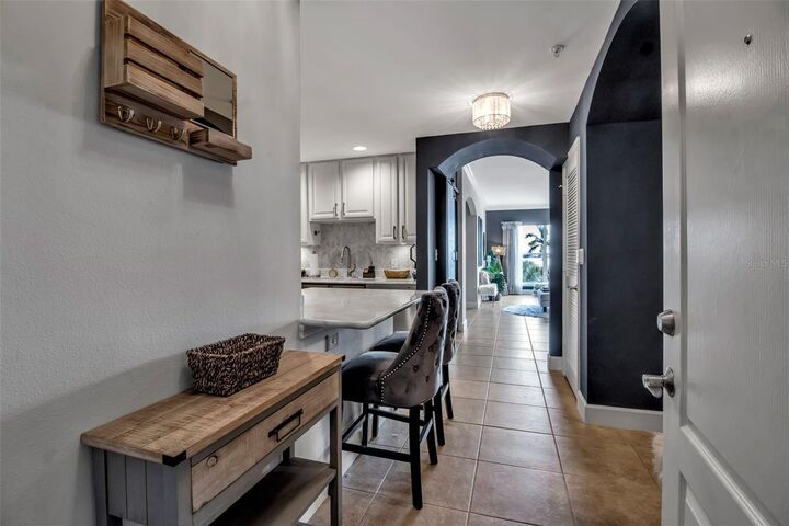 Property Photo: 808 3rd Avenue W 307 FL 34205