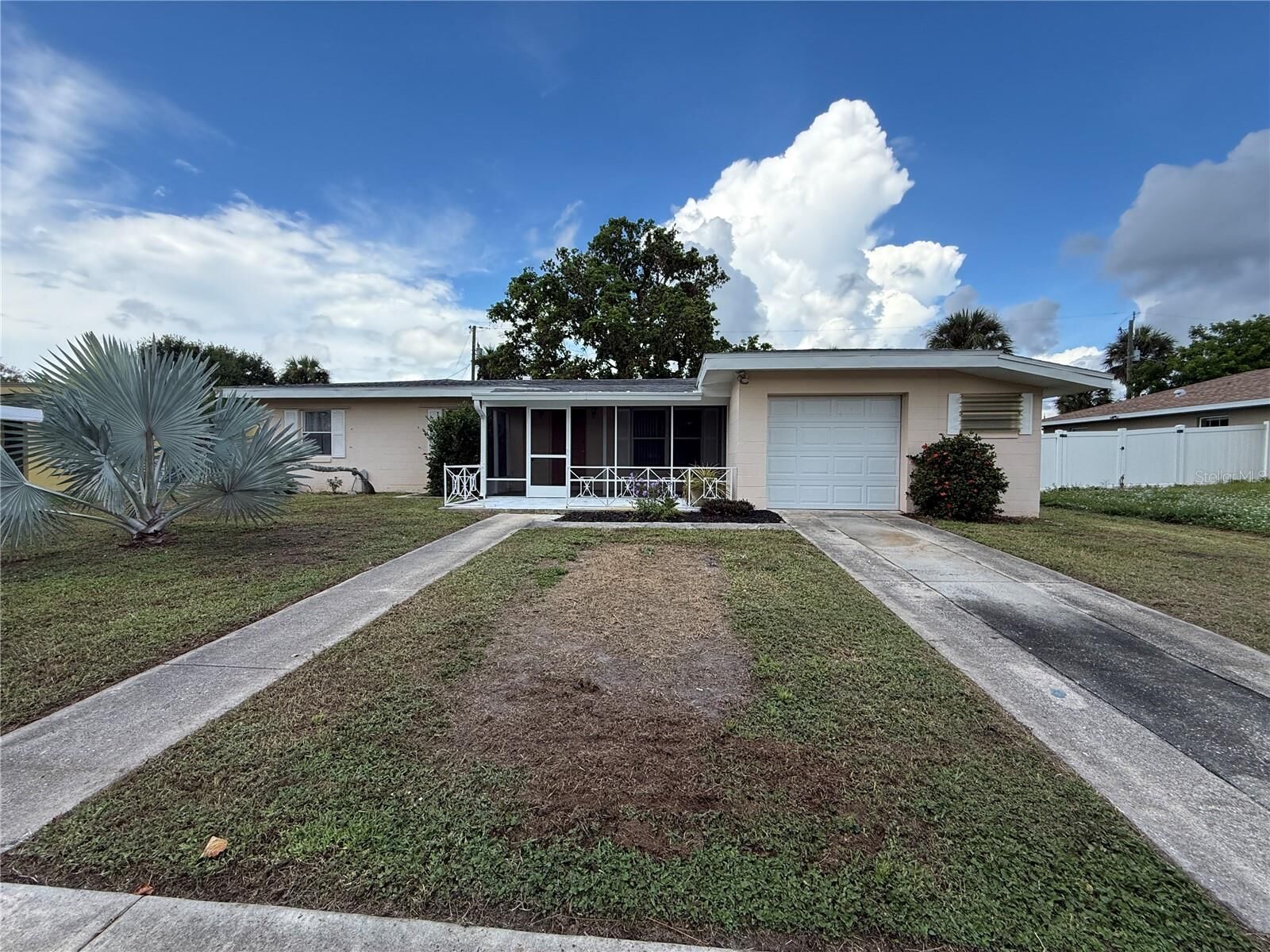 Property Photo:  2353 Elkcam Boulevard  FL 33952 