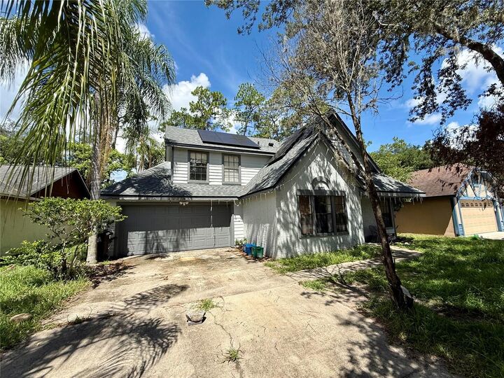 Property Photo: 950 Woodrose Court FL 32714