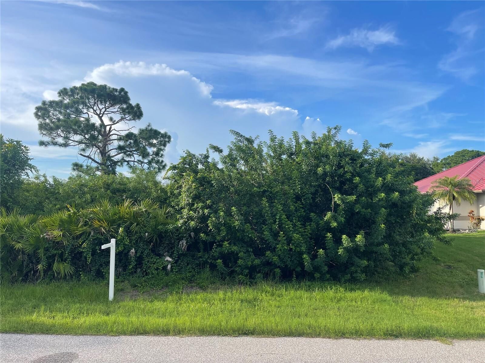 Property Photo:  11092 Jacqueline Avenue  FL 34224 