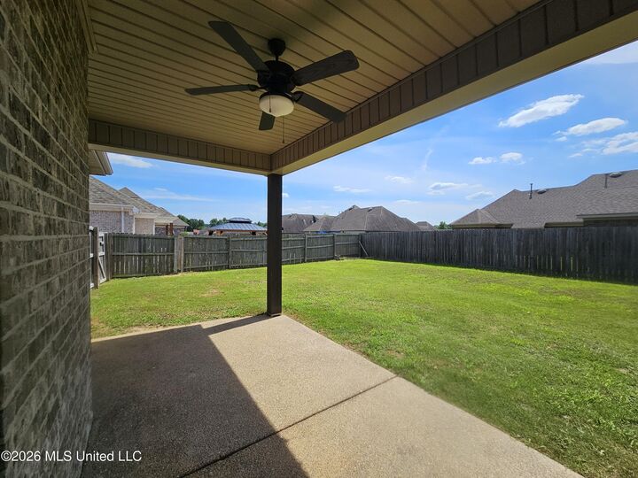 Property Photo: 4139 E Vineyard Drive MS 38672
