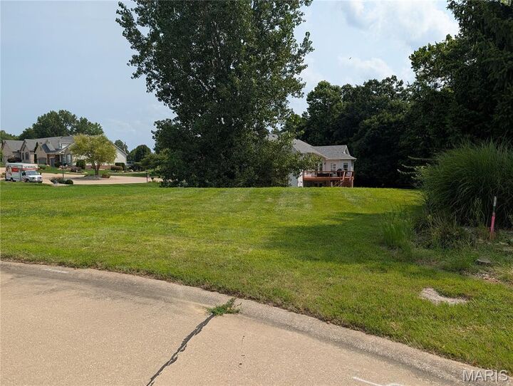 Property Photo:  120 Waterfall Court  IL 62034 