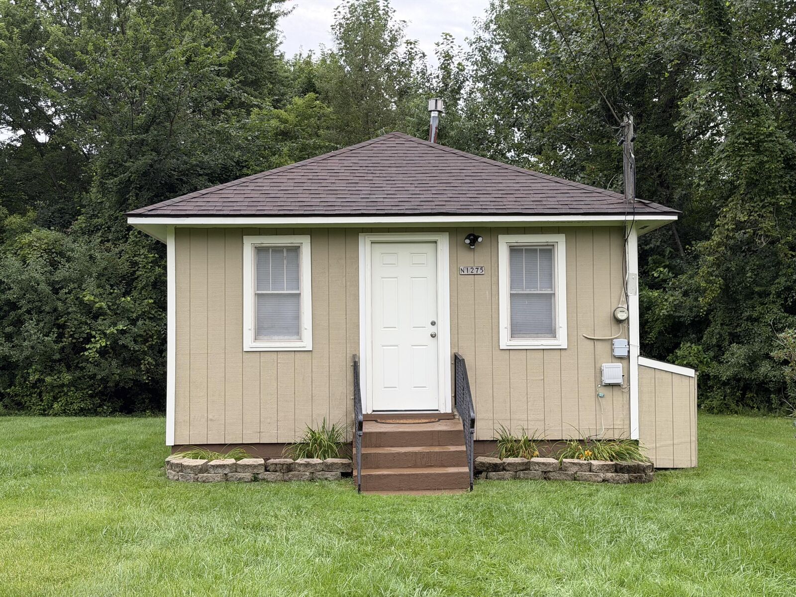 Property Photo: N1275 Mulberry Dr WI 53128