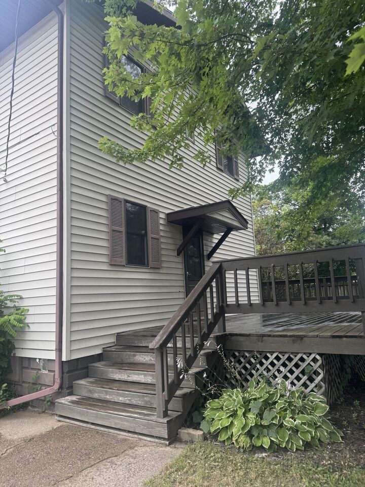 Property Photo: 1718 Hagar St WI 54603