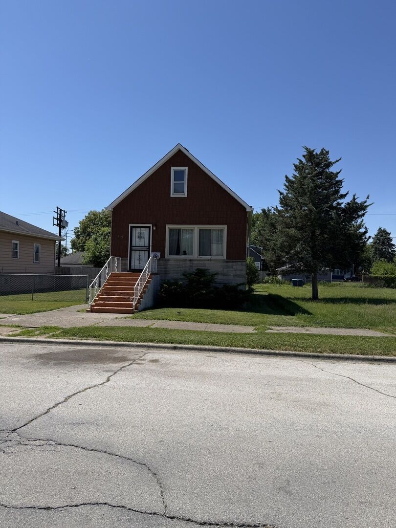 Property Photo:  213 155th Place  IL 60409 
