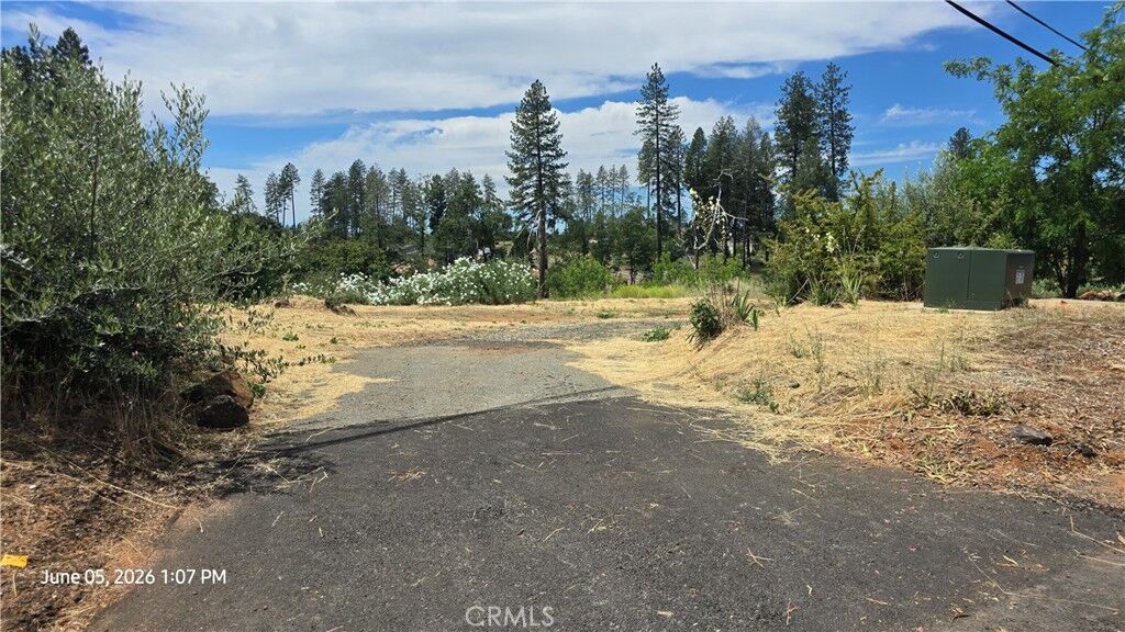 Property Photo: 1042 Central Park CA 95969