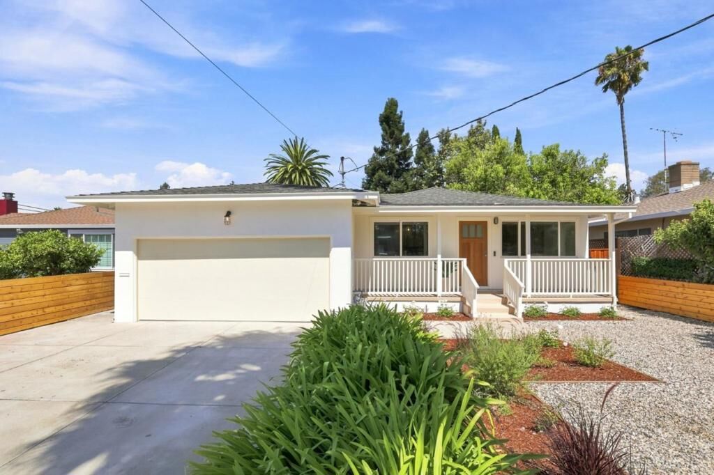 Property Photo: 2930 Jefferson Avenue CA 94062