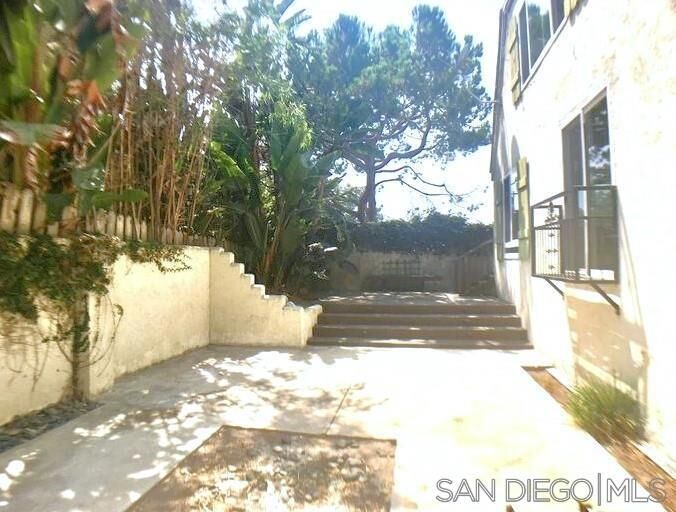 Property Photo: 223 10th Street CA 92014
