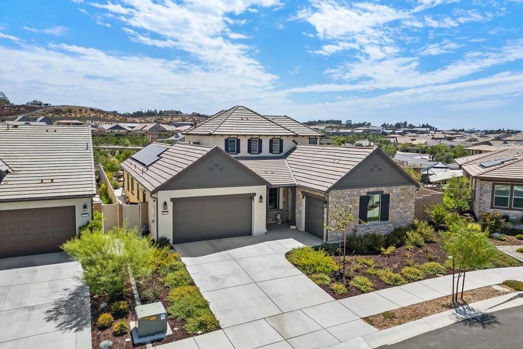 Property Photo: 32357 Salvia CA 92591
