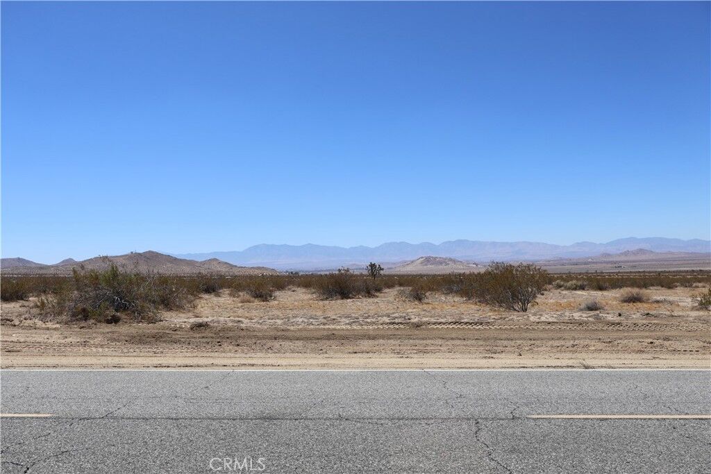Property Photo: 0 E Avenue CA 93535