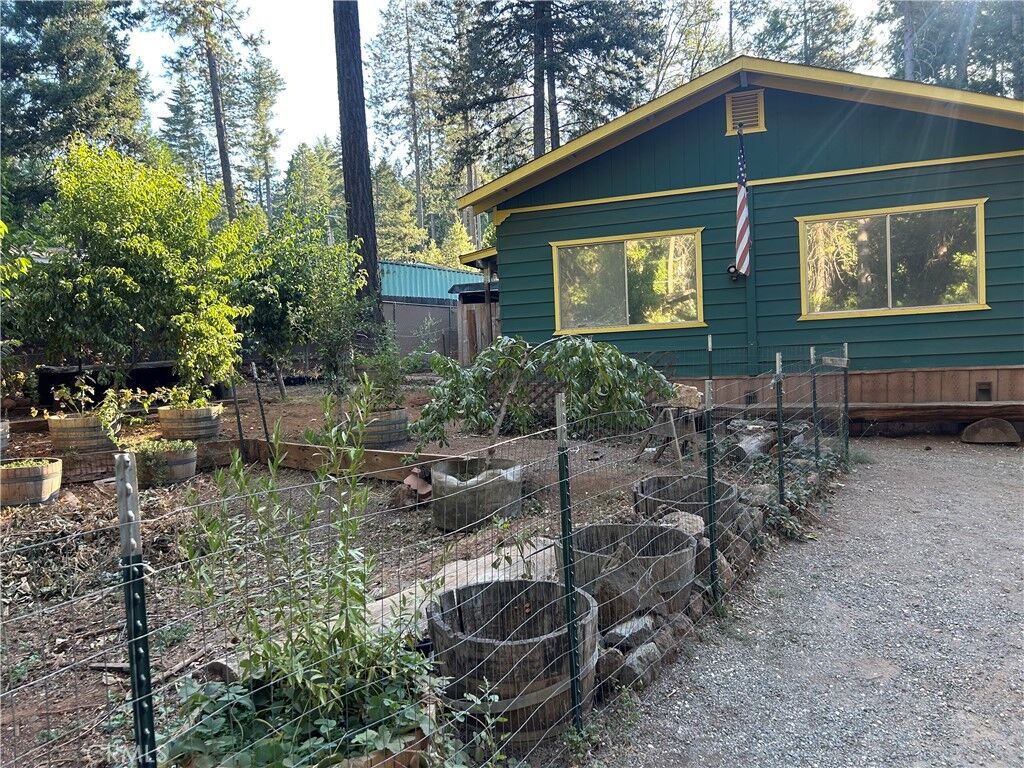 Property Photo:  15044 Pinon  CA 95954 