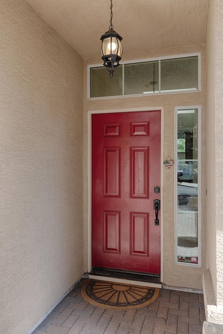 Property Photo: 5202 Equestrian Court CA 95677