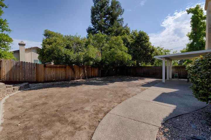 Property Photo: 5202 Equestrian Court CA 95677