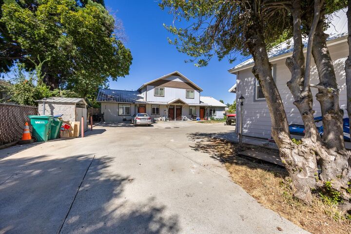 Property Photo: 224 Bennett Street CA 95945