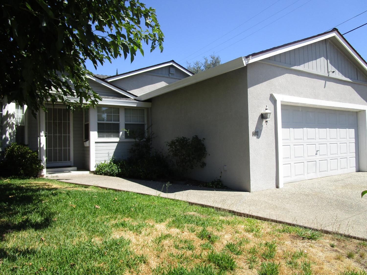 Property Photo: 6637 Dunmore Avenue CA 95621