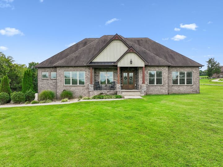 Property Photo:  746 Callis Rd  TN 37090 
