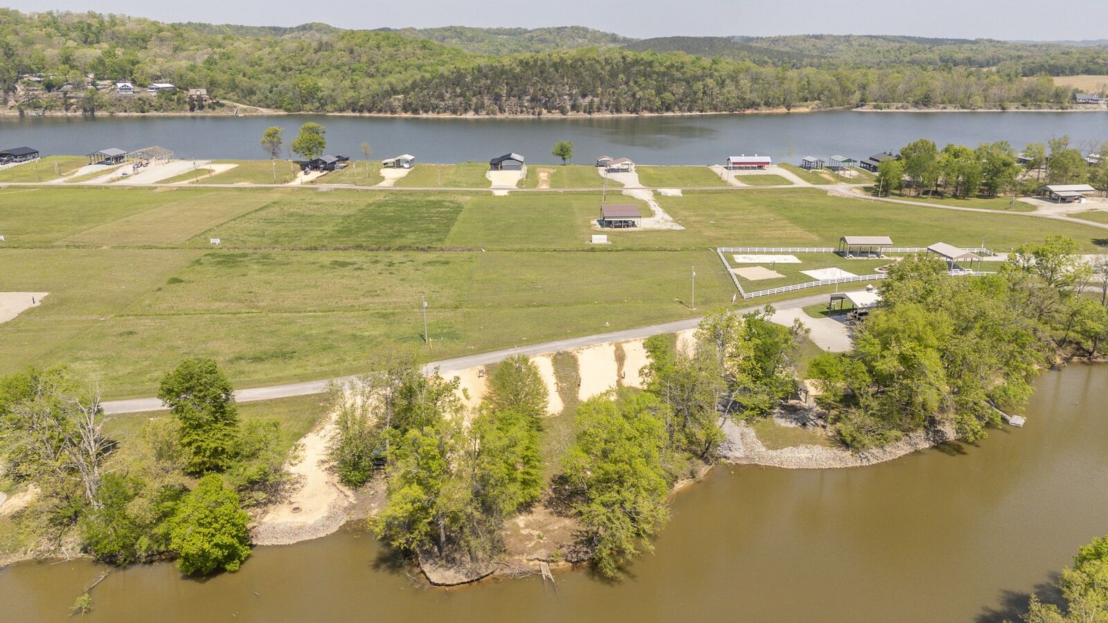 Property Photo:  328 Duck Blind Rd  TN 38425 