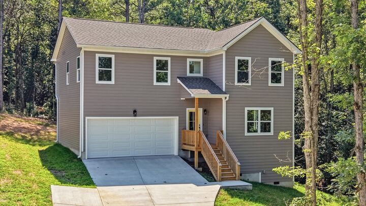 Property Photo: 107 Jamestown Road TN 37341