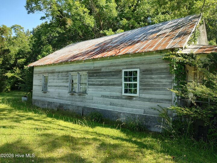 Property Photo: 81 Griggs Road NC 28587